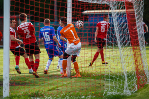 Mecz czwartej ligi piłki nożnej: Tarnovia - Poprad Rytro